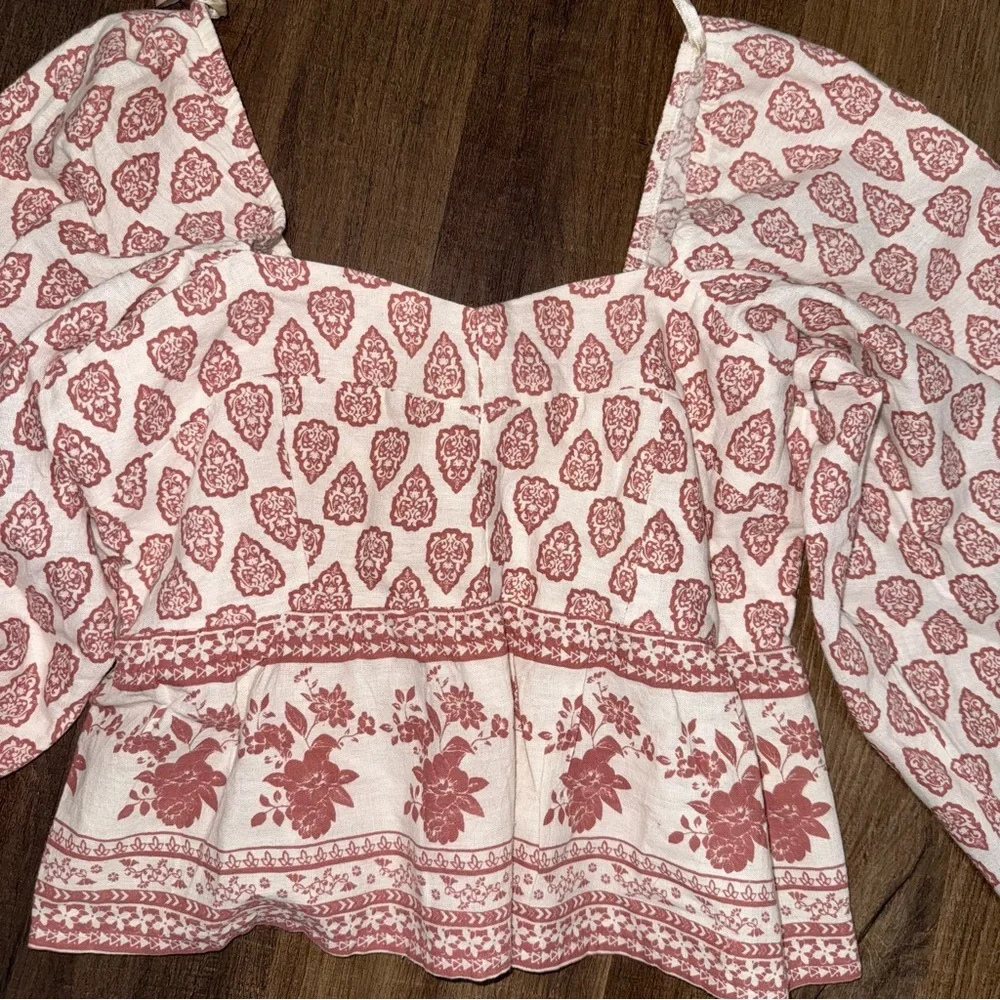 NWT Sim & Sam Linen Blend Spring Top